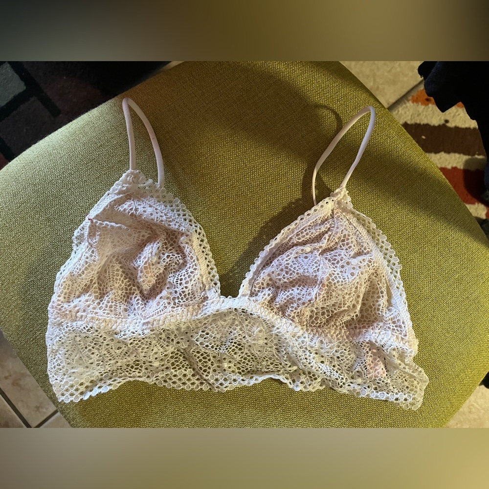 Bundle of 3 Victoria’s Secret bralettes